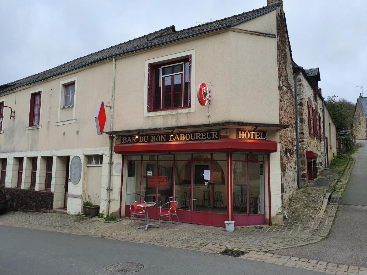 Saint-Léonard-des-Bois Le Bon Laboureur酒店 外观 照片